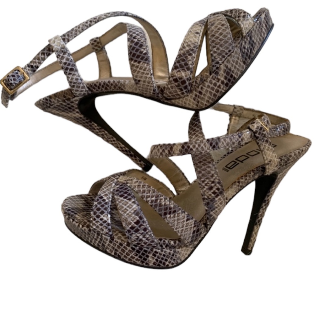 MODA Snake Skin Print Strappy Around Ankle Stiletto High Heels NWOT Size 6.5